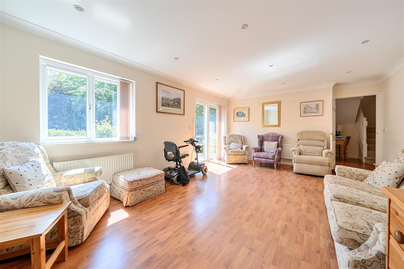 Burnside Cottage, Barons Mead, 